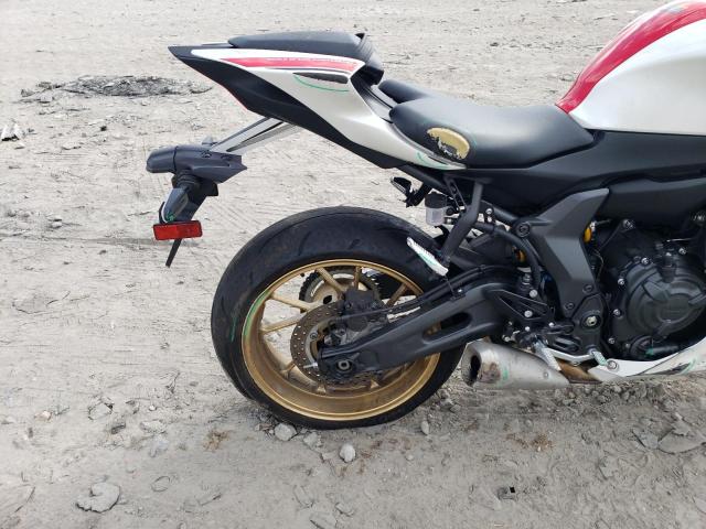 2022 YAMAHA YZFR7 JYARM38E6NA003057