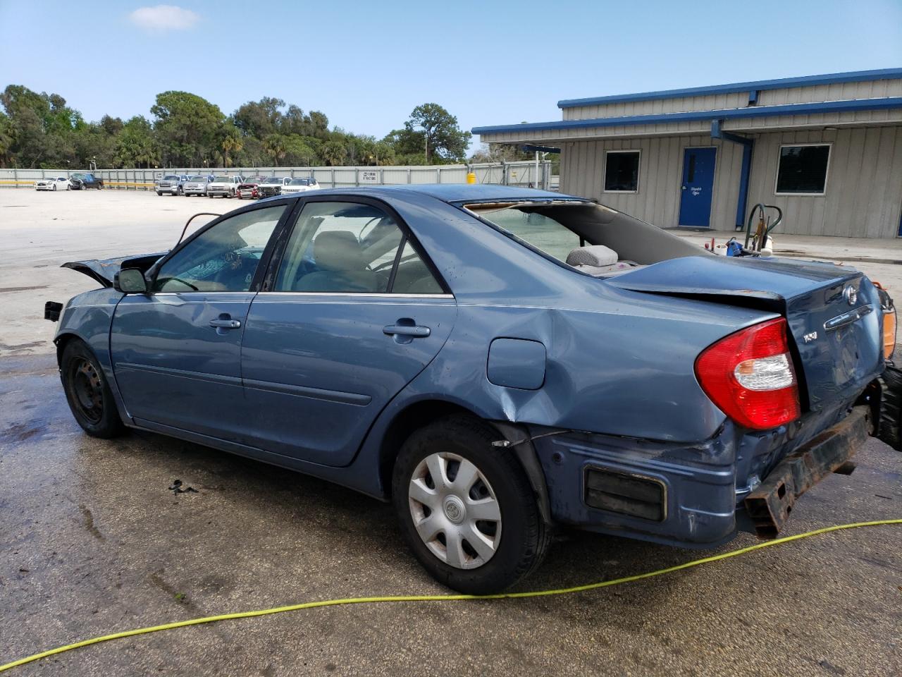 4T1BE32K93U177021 2003 Toyota Camry Le