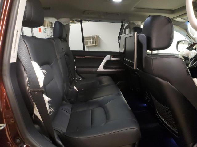 2016 TOYOTA LAND CRUIS - JTMCY7AJ2G4042159