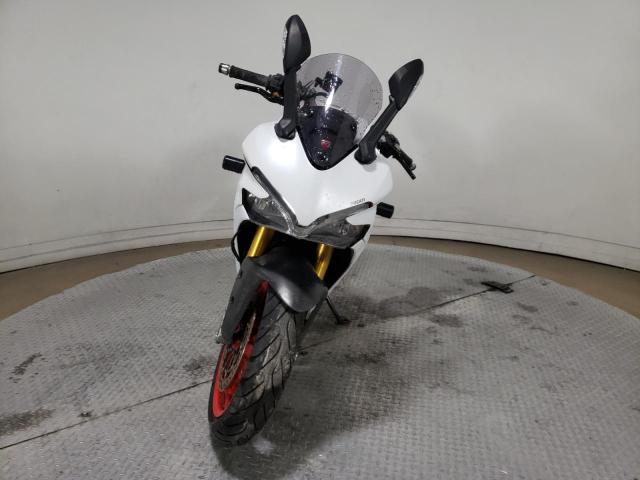 2018 DUCATI SUPERSPORT - ZDMVABDS7JB004194