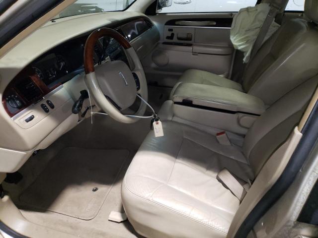 1LNHM82V67Y635777 Lincoln Town Car Signature Limited