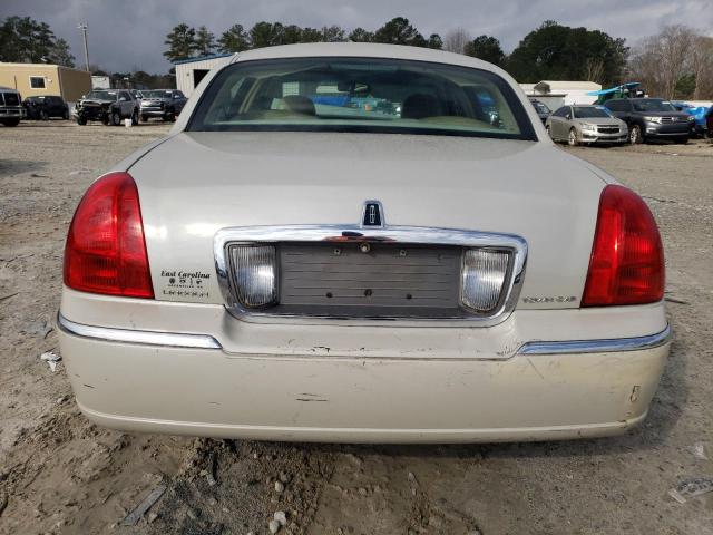1LNHM82W56Y603748 Lincoln TOWNCAR