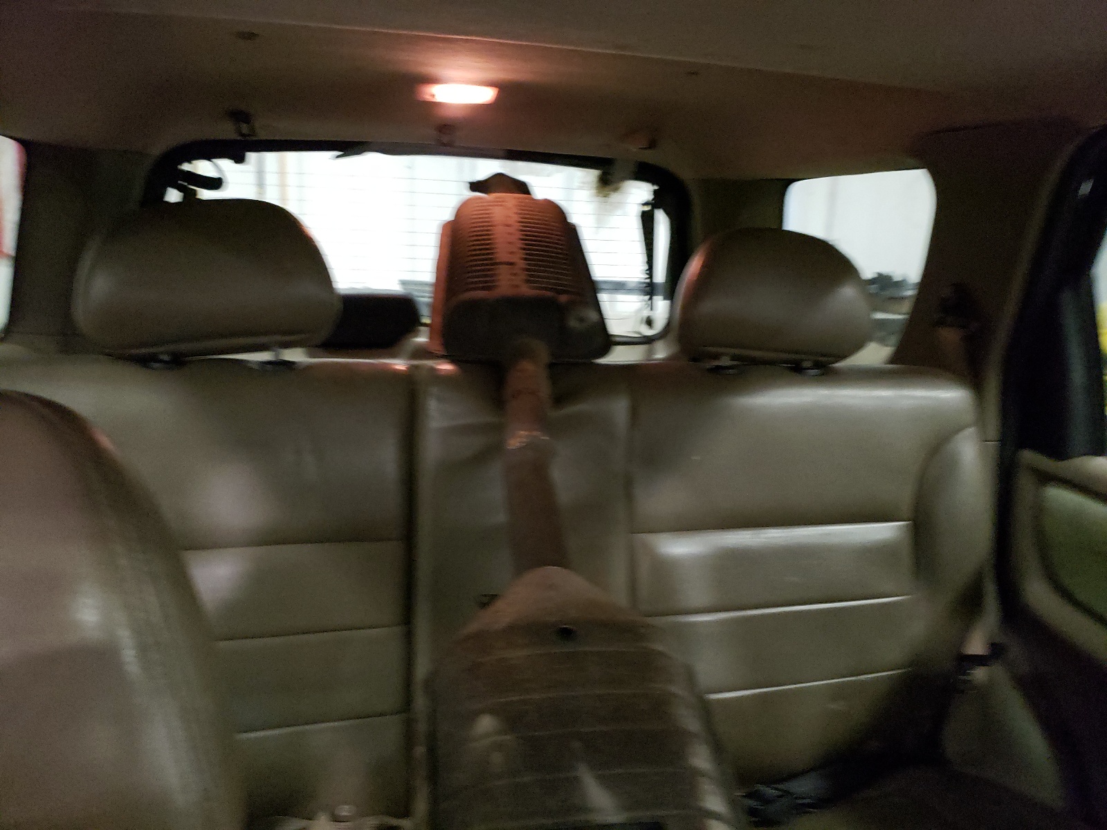 1FMYU04112KC92805 2002 Ford Escape Xlt