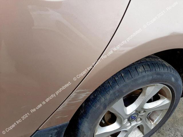 YV1MZ845BF2078129 Volvo V40 Cross