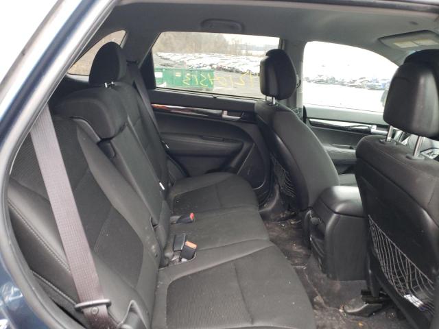 2015 KIA SORENTO LX - 5XYKTDA61FG582557
