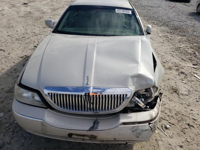 1LNHM82W56Y603748 Lincoln TOWNCAR