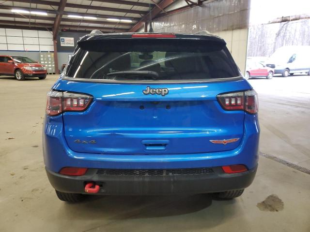 3C4NJDDBXJT198807 Jeep Compass Trailhawk