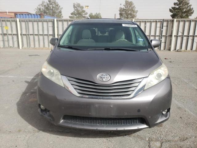 5TDYK3DC8BS106781 2011 TOYOTA SIENNA, photo no. 5