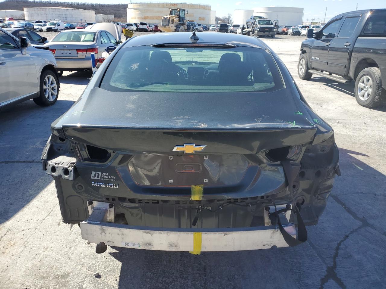 1G1ZD5ST2JF182517 CHEVROLET MALIBU 2018