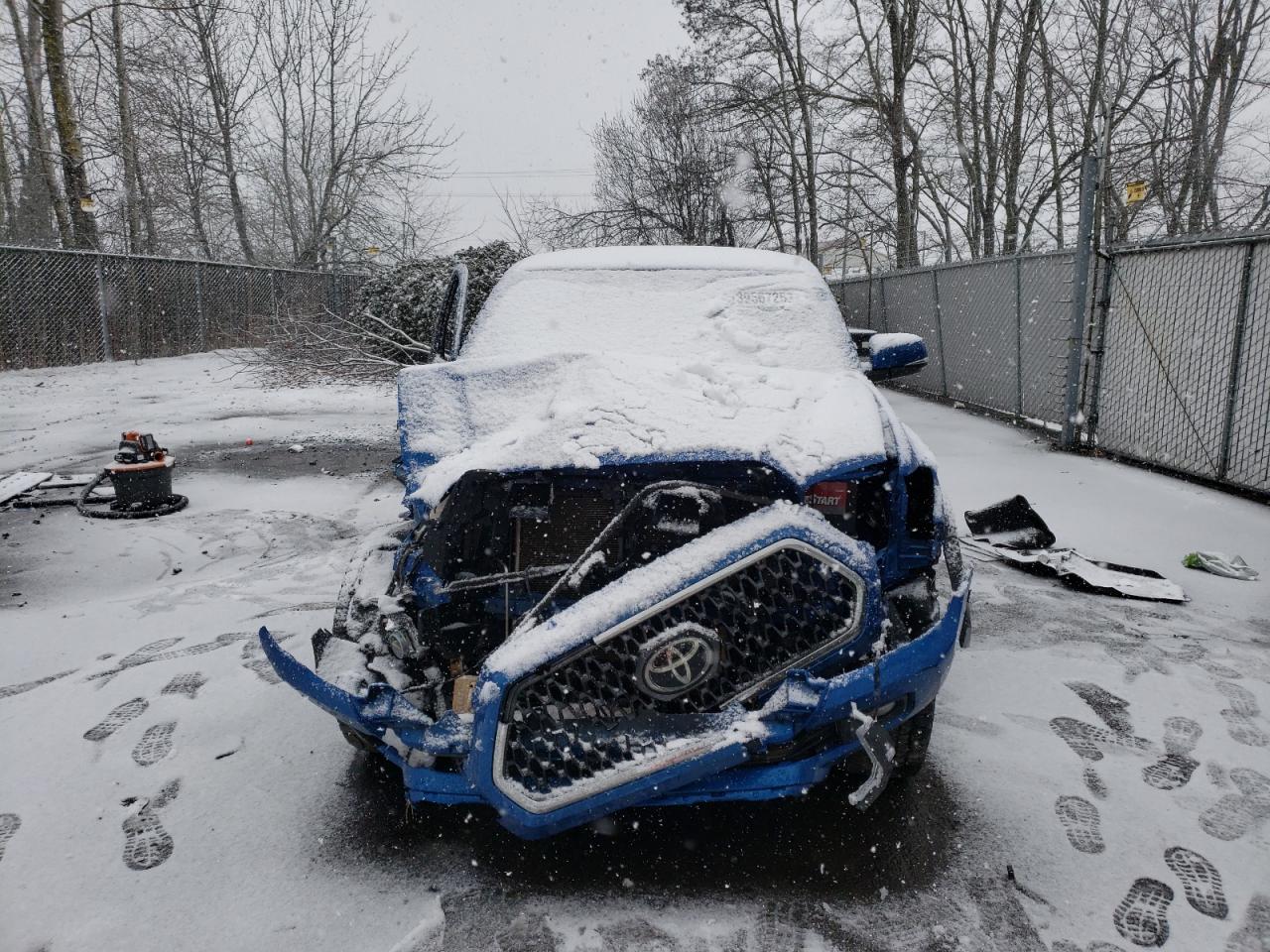 3TMCZ5AN4JM153196 TOYOTA TACOMA 2018