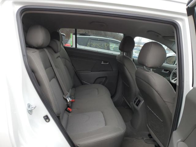 KNDPBCAC8F7780753 KIA Sportage Lx