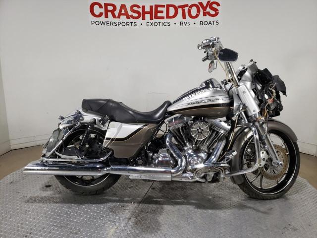 Salvage motorcycles for sale at Dallas, TX auction: 2009 Harley-Davidson FLTRSE3