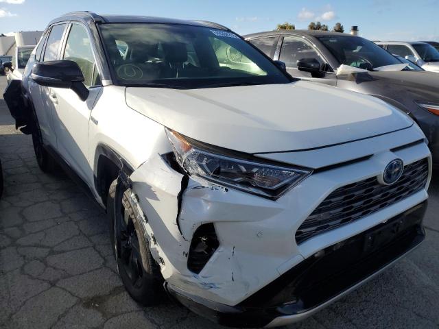 2019 TOYOTA RAV4 XSE JTMEWRFV9KJ023950