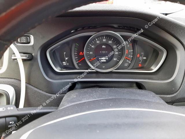 YV1MZ8451F2059335 Volvo V40 Cross