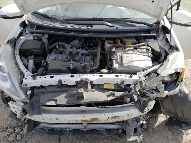 2015 TOYOTA PRIUS C - JTDKDTB39F1582026
