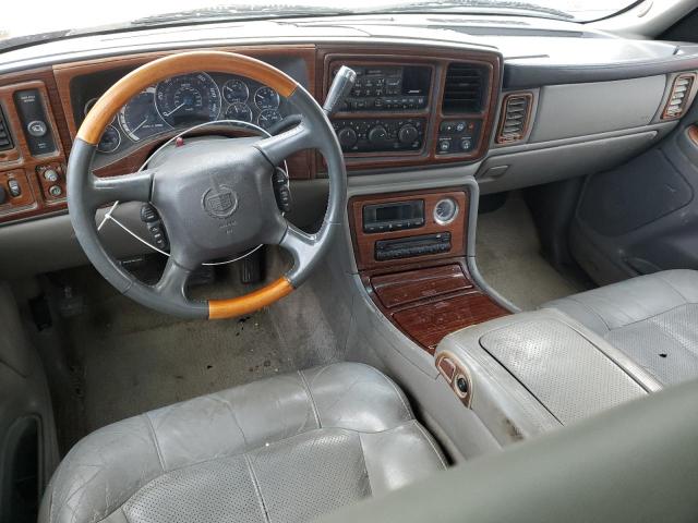 1GYEK63N82R131115 Cadillac Escalade Luxury