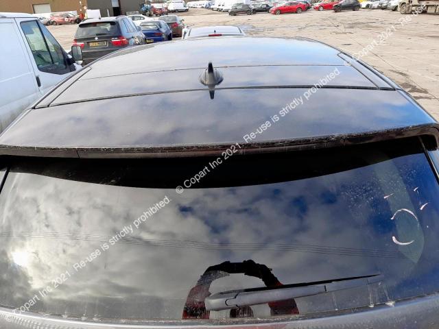 SALCA2AE3FH532832 Land Rover Discovery