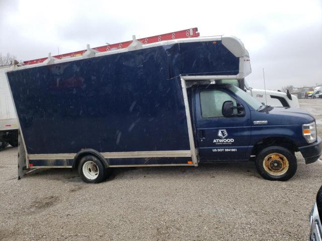 Salvage cars for sale from Copart Des Moines, IA: 2019 Ford Econoline E450 Super Duty Cutaway Van