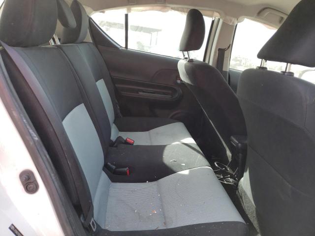 2015 TOYOTA PRIUS C - JTDKDTB39F1582026