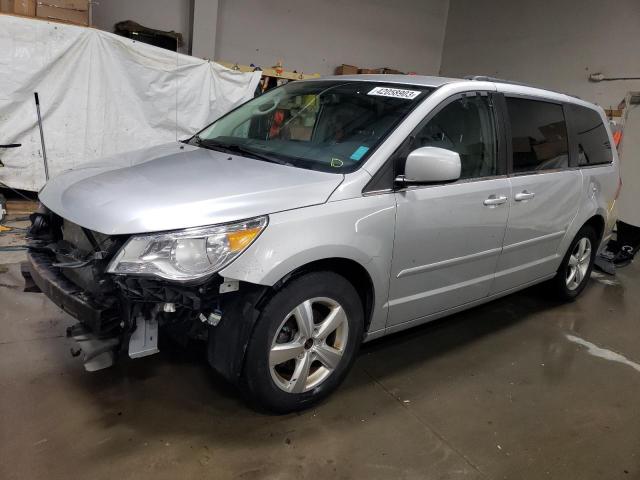 2011 Volkswagen Routan SE