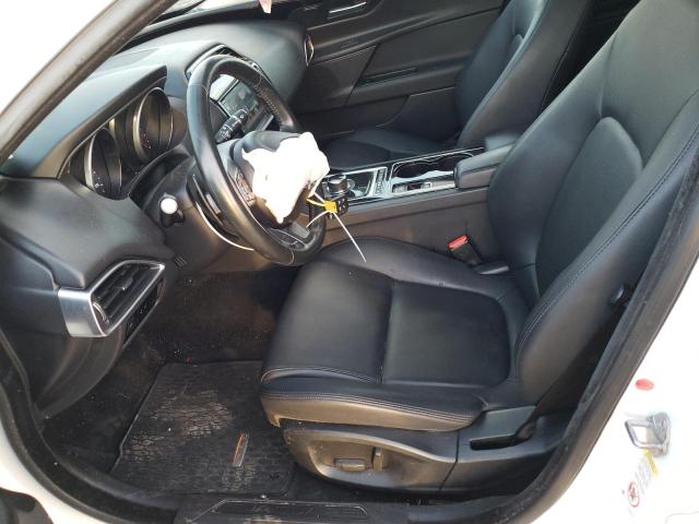 SAJAD4BG6HA965141 Jaguar XE PREMIUM