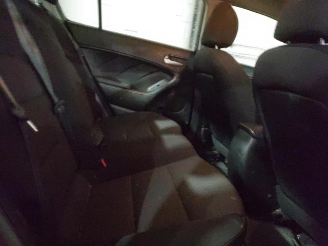 3KPFK4A79JE164587 KIA FORTE LX