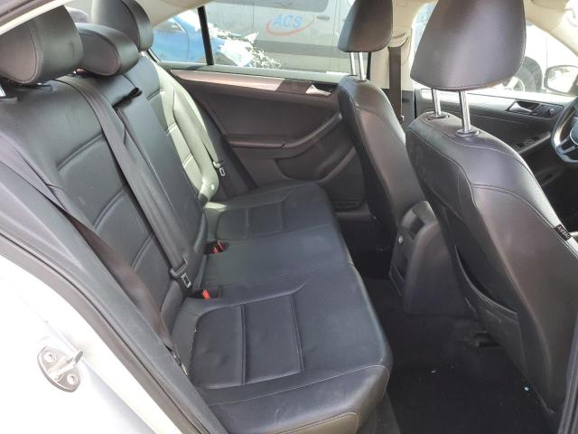 2015 VOLKSWAGEN JETTA SE 3VWD17AJ2FM412969