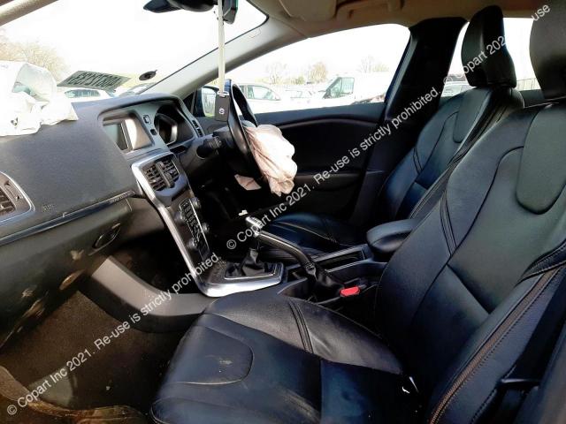 YV1MZ8451F2059335 Volvo V40 Cross