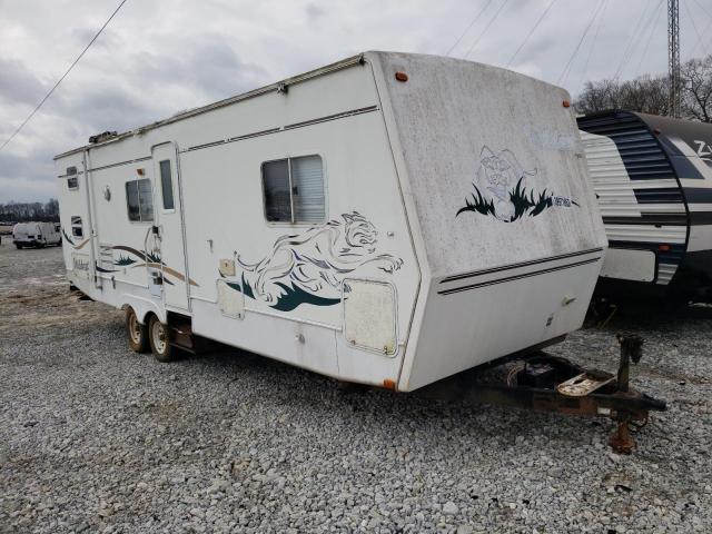 Salvage trucks for sale at Loganville, GA auction: 2002 Wildwood WCT29BHS