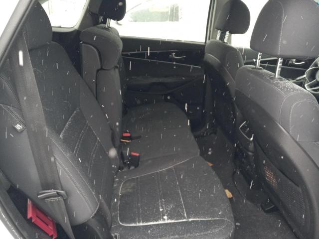 2018 KIA SORENTO LX - 5XYPGDA58JG419785