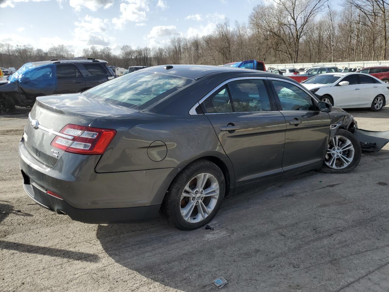 1FAHP2H83GG156108 FORD TAURUS 2016