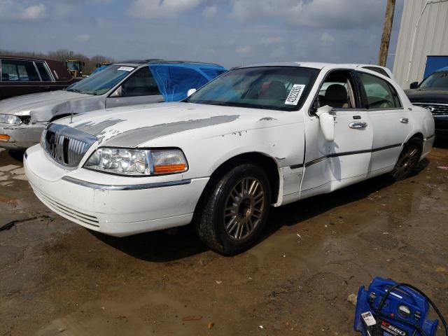 2008 Lincoln Town Car Signature Limited