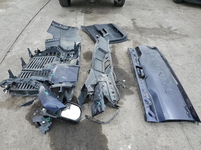 5TFLA5DB6NX010081 Toyota Tundra Crewmax Sr