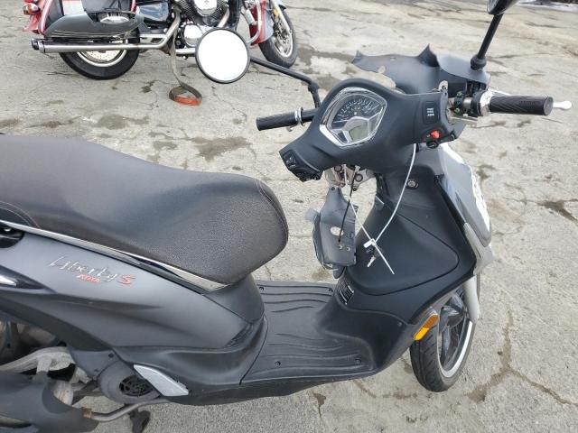 2019 PIAGGIO SCOOTER ZAPM898G4K7000933