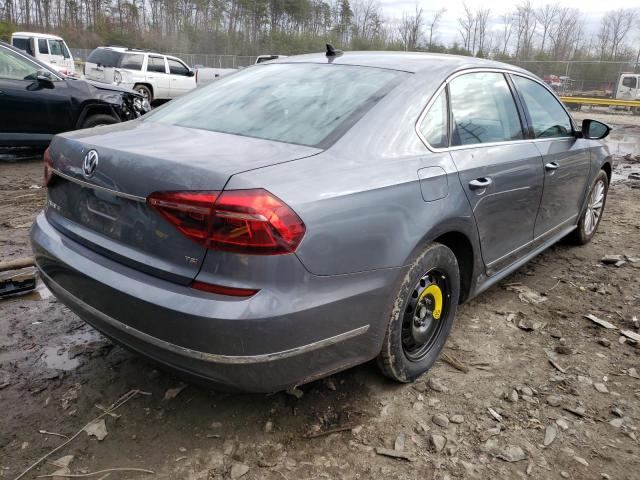 2017 VOLKSWAGEN PASSAT SE - 1VWBT7A38HC075943