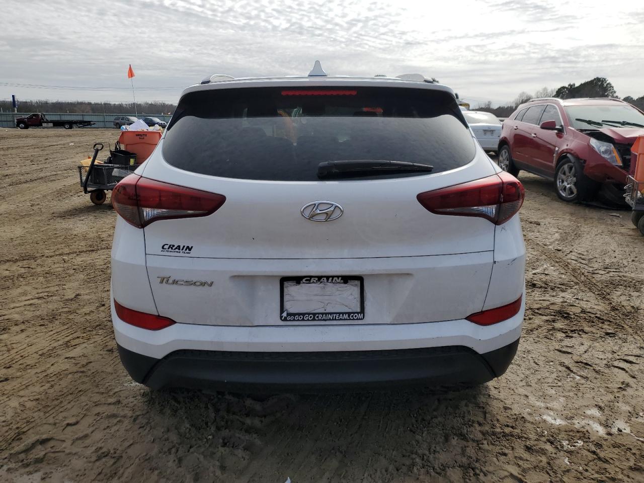 KM8J33A47JU613253 2018 Hyundai Tucson Sel