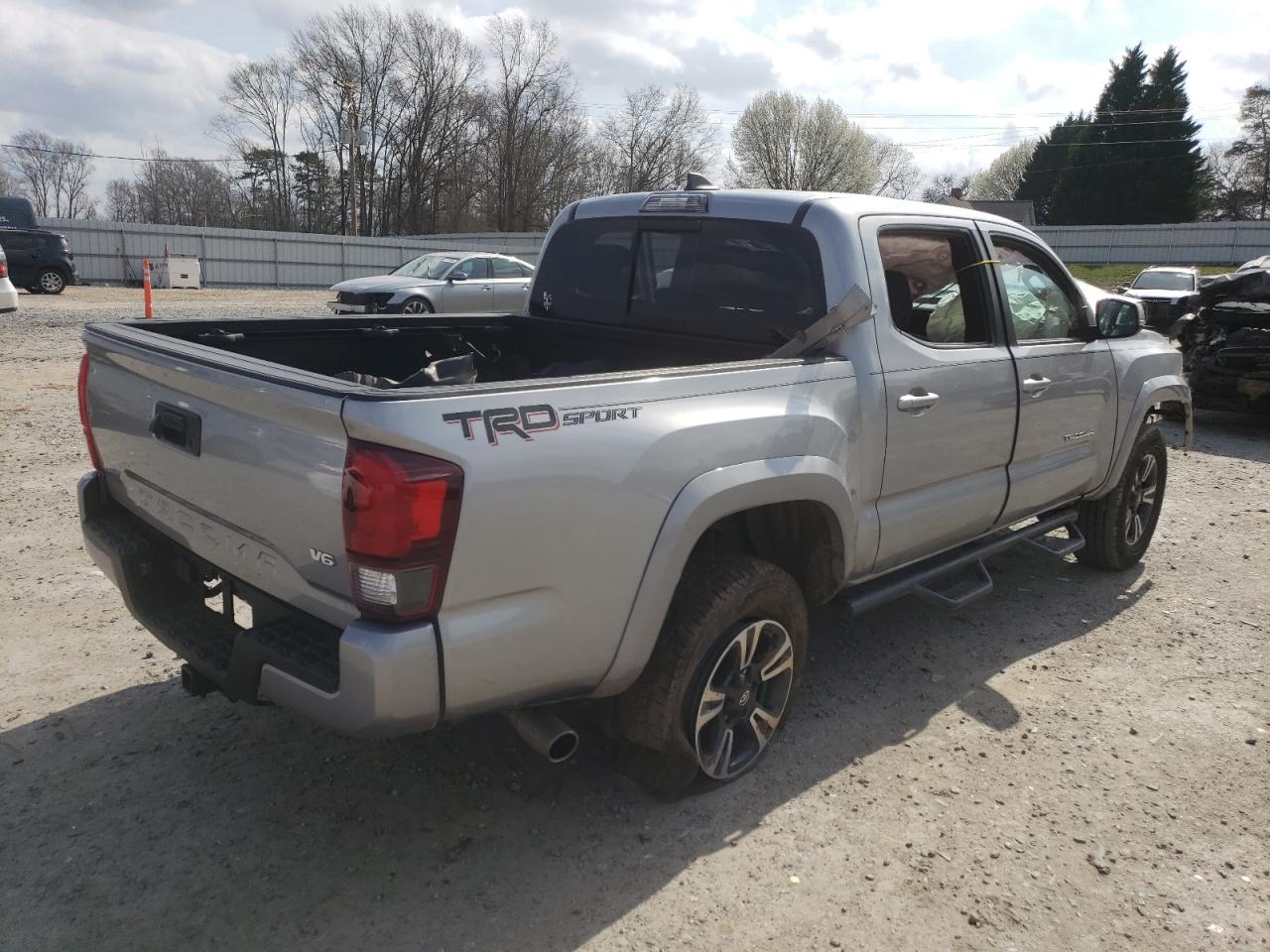 3TMAZ5CN7JM052898 2018 Toyota Tacoma Double Cab