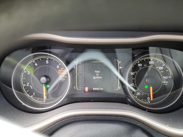 1C4PJLCB5JD611923 Jeep Cherokee Latitude
