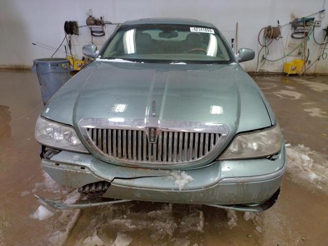 1LNHM83W14Y682735 Lincoln TOWNCAR