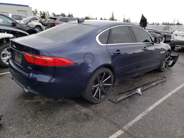 SAJBD4BV0HCY28199 Jaguar XF PREMIUM