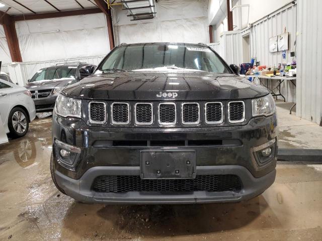 3C4NJCBBXJT265631 Jeep Compass Latitude