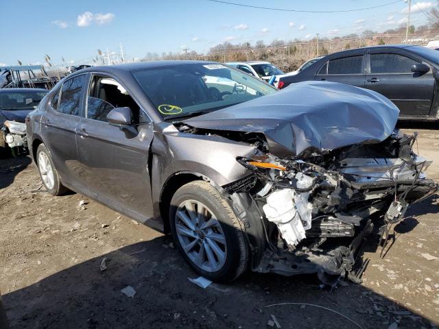 2022 TOYOTA CAMRY LE 4T1C11AK8NU680905