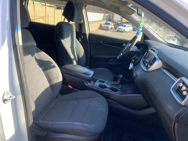2017 KIA SORENTO LX 5XYPGDA35HG329387