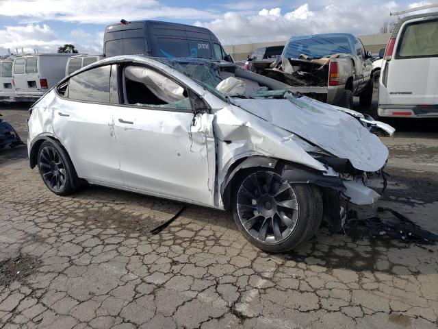 2022 TESLA MODEL Y 7SAYGDEE7NF386311