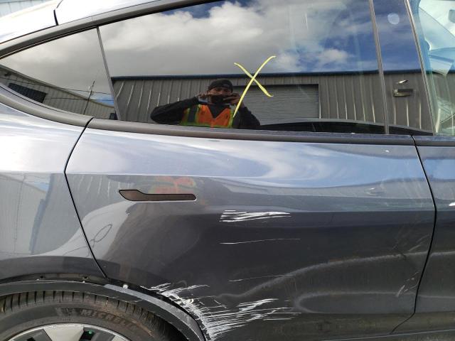 5YJYGDEE8MF074784 Tesla Model Y