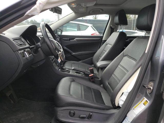 2017 VOLKSWAGEN PASSAT SE - 1VWBT7A38HC075943