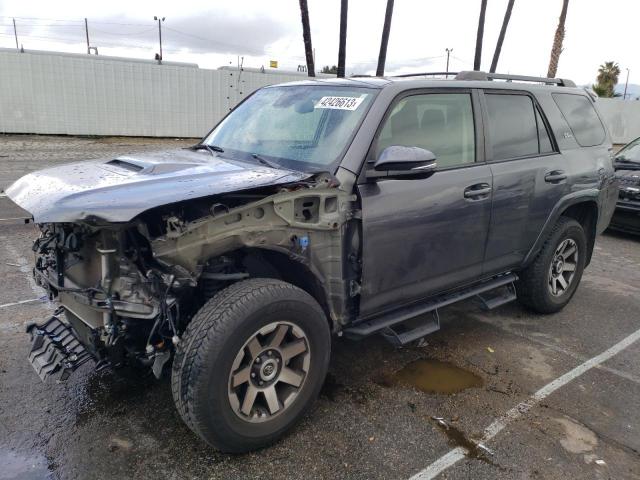 2020 TOYOTA 4RUNNER SR - JTEBU5JR9L5739605