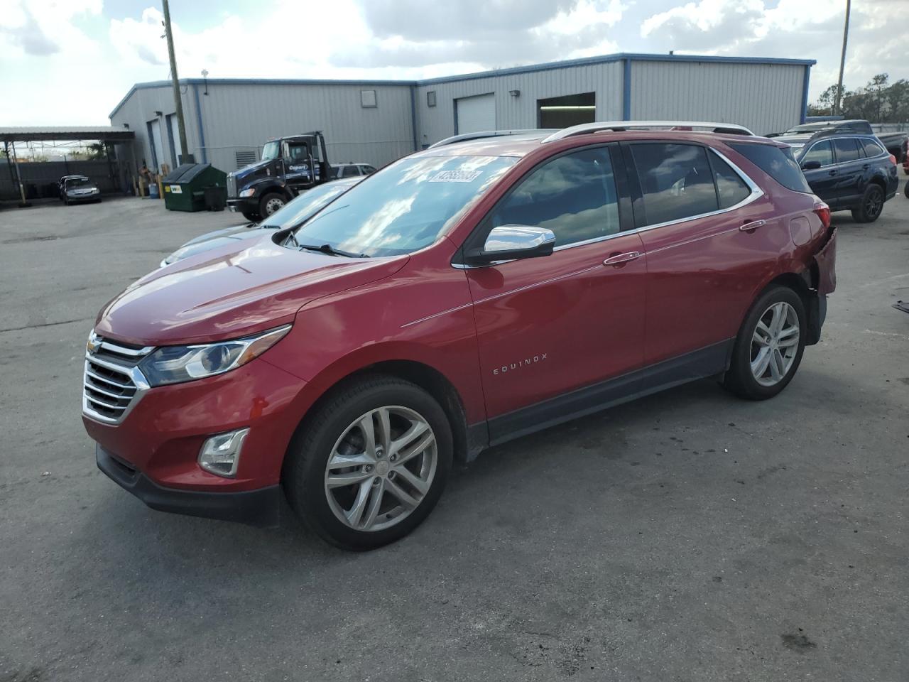 2GNAXMEV5J6126222 2018 Chevrolet Equinox Premier