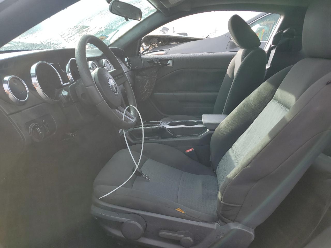 1ZVHT80NX85148429 2008 Ford Mustang