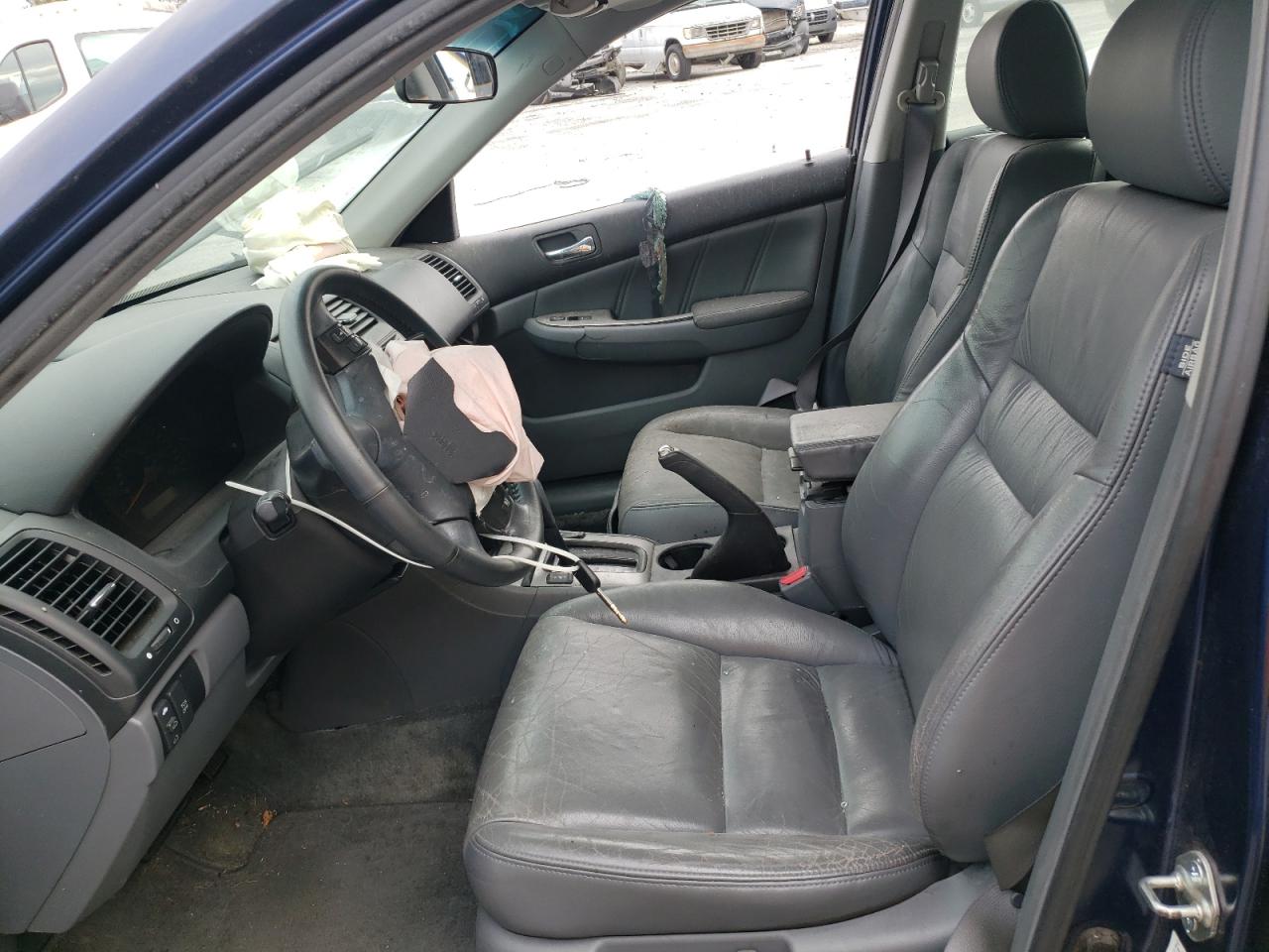 2004 Honda Accord - Image 7